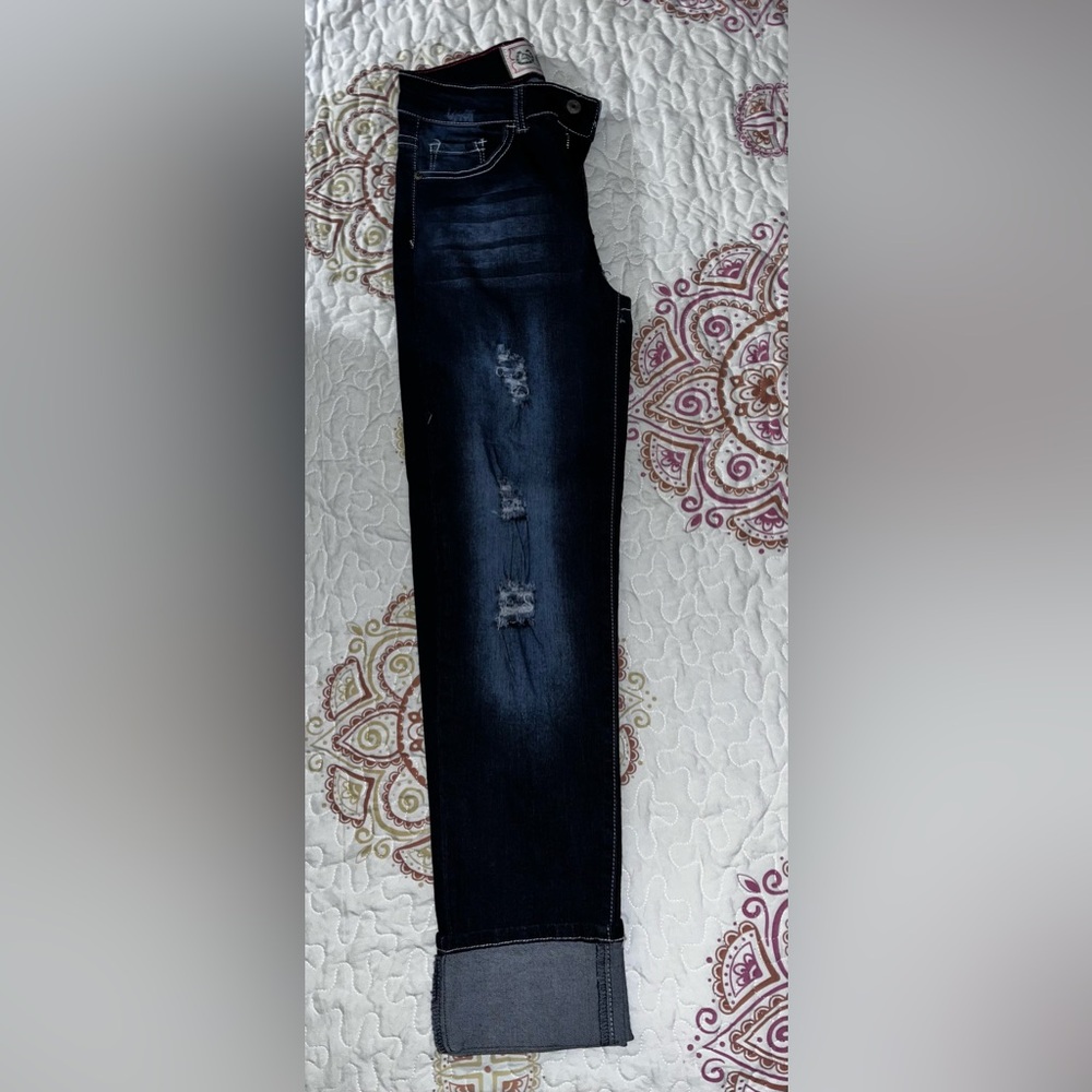 Blue Skinny Distressed Jeans with Dark Wash